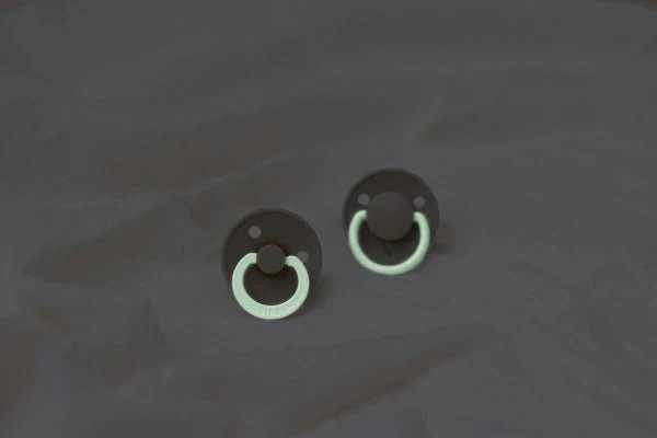 BIBS - GLOW in the Dark Pacifier (2 Pack) - Image 6