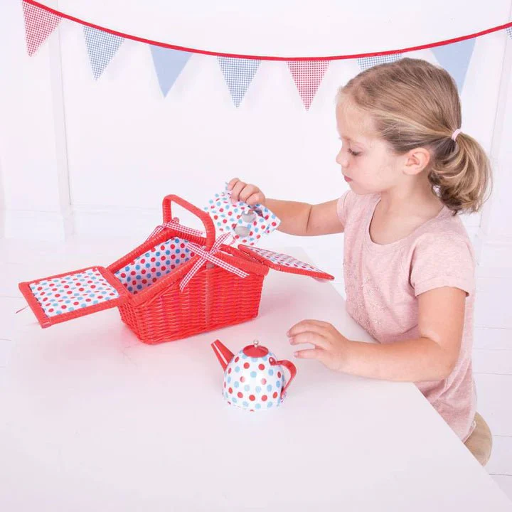 Bigjigs - Spotted Basket Tea Set - Image 3