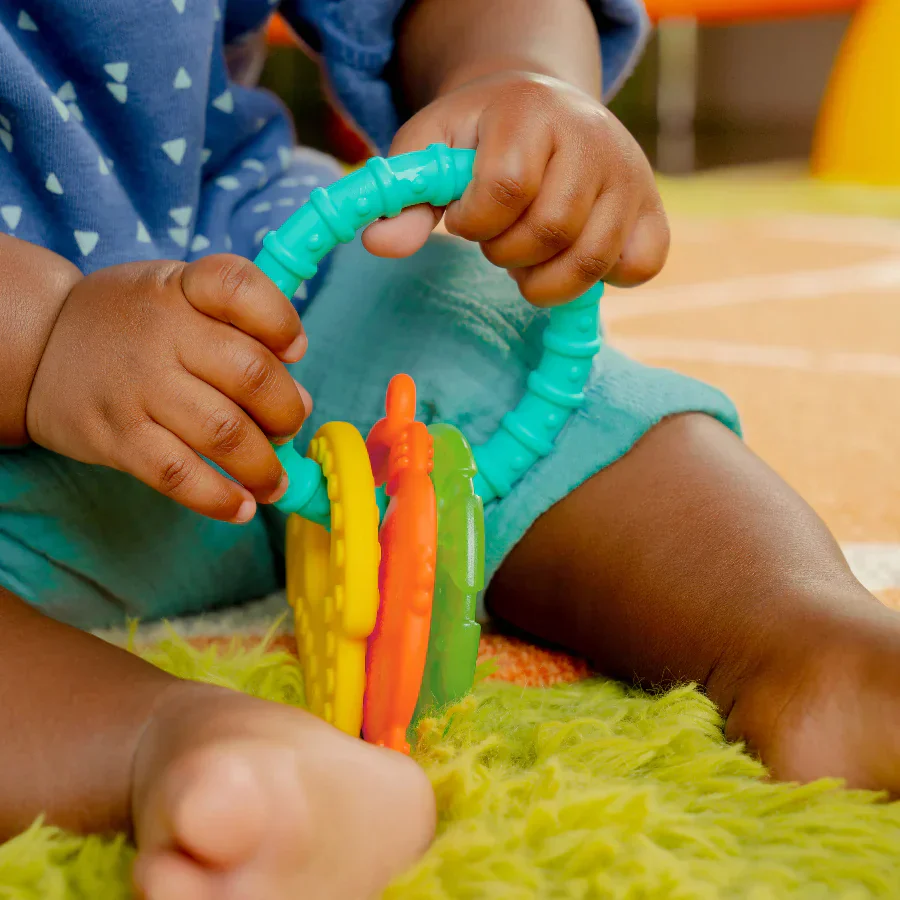 Bright Starts - Tropical Chews Silicone Teething Ring - Image 3