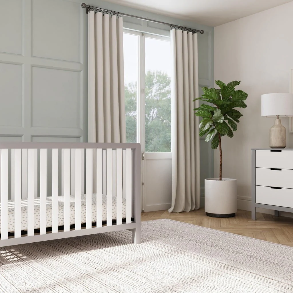 Carter's by DaVinci - Colby 4-in-1 Low Profile Convertible Crib - Image 6