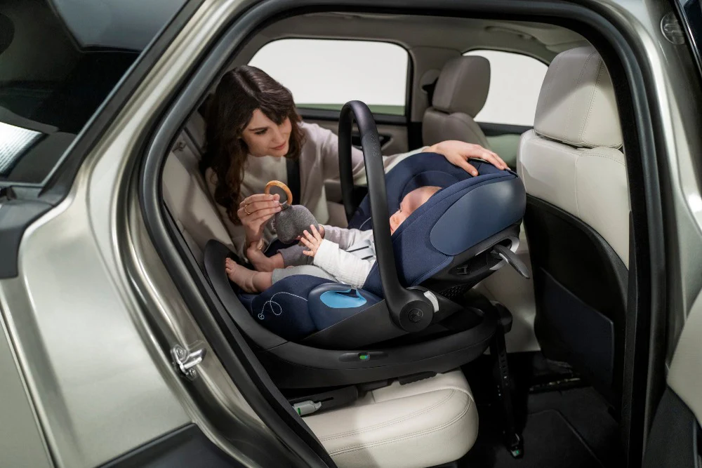 Cybex - Cloud G Lux Comfort Extend Infant Car Seat with SensorSafe - Image 12