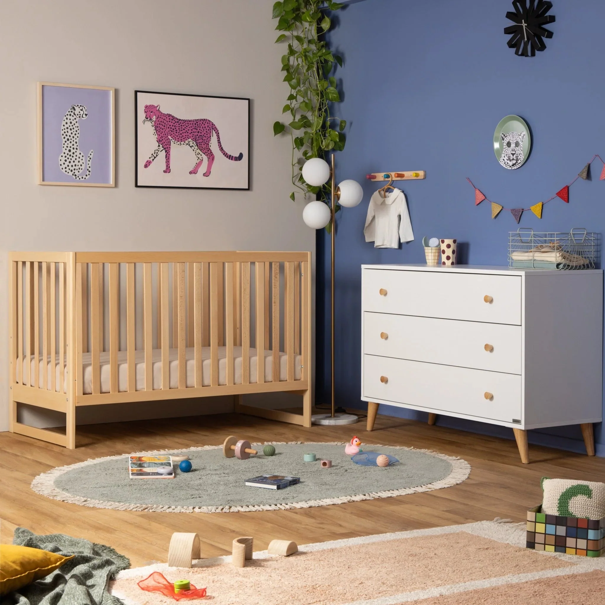 Dadada Baby - Austin 3-Drawer Dresser - Image 5