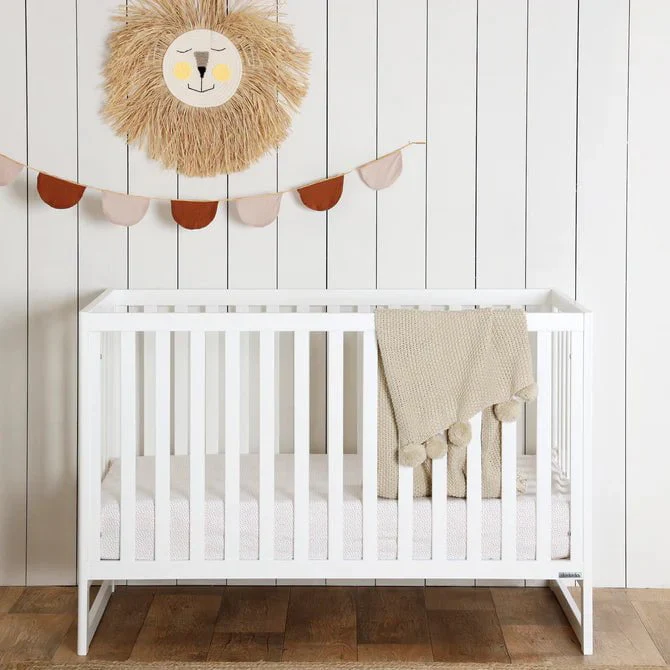 Dadada Baby - Austin 3-in-1 Convertible Crib - Image 2