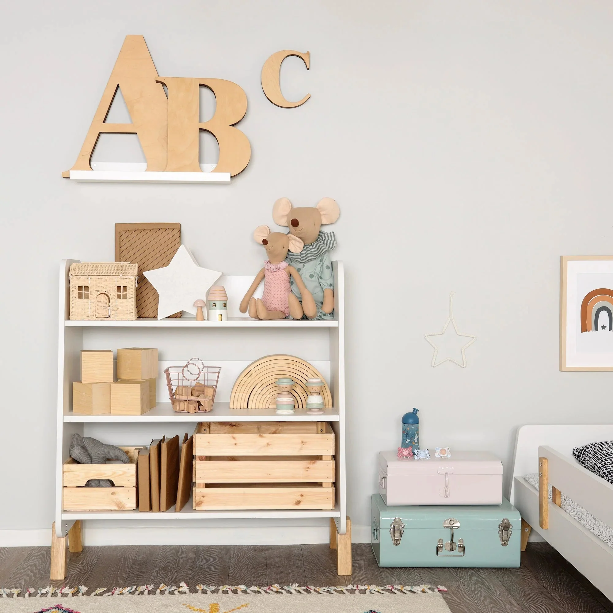 Dadada Baby - Muse Bookshelf