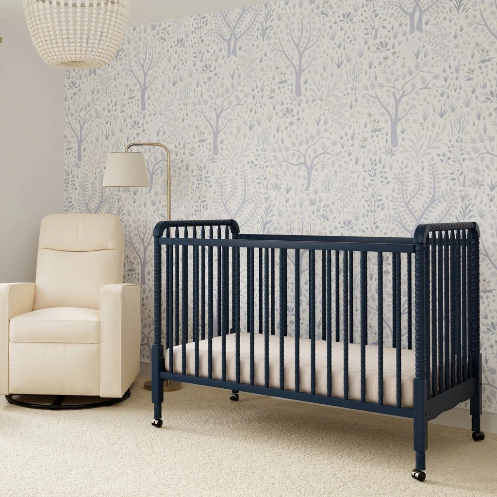DaVinci - Jenny Lind 3-in-1 Convertible Crib - Image 2