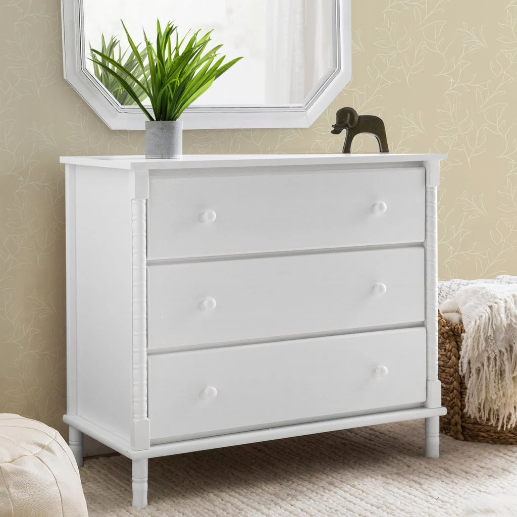 DaVinci - Jenny Lind Spindle 3-Drawer Dresser - Image 3