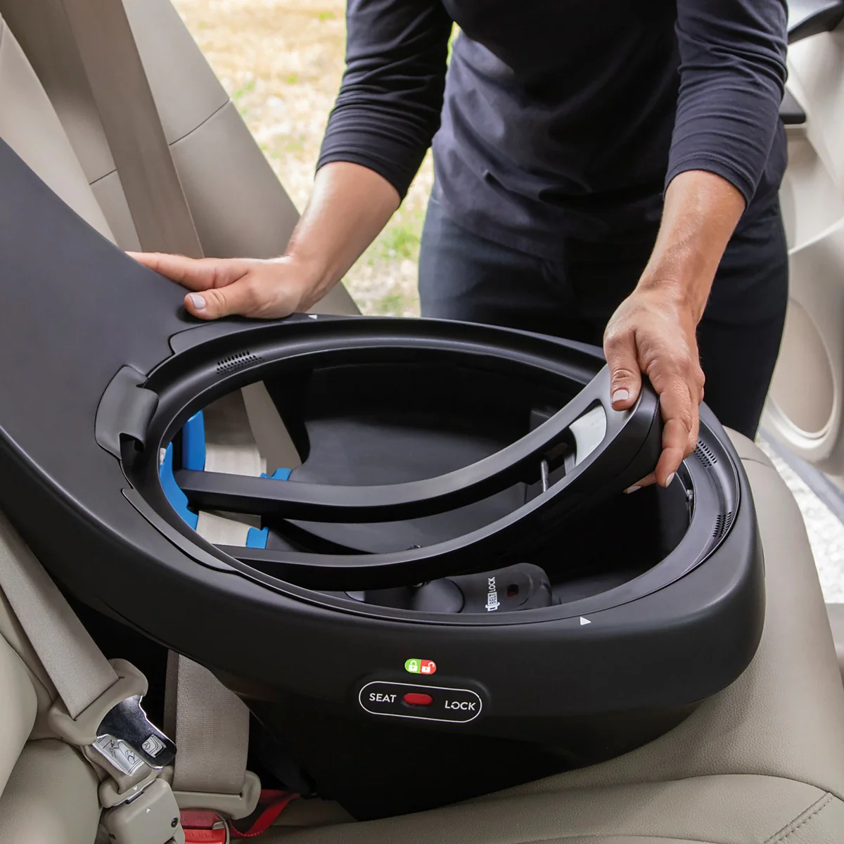 Evenflo - Gold Revolve 360 Extend All-In-One Rotational Car Seat w/ Sensorsafe - Image 8