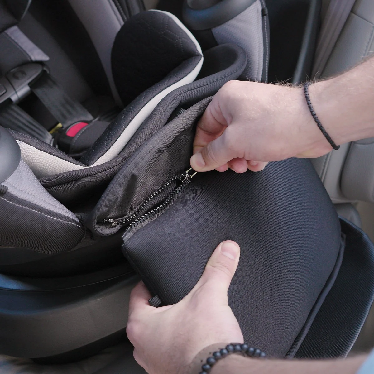 Evenflo - Revolve 360 Extend All-In-One Rotational Car Seat w/Quick Clean Cover (Core+) - Image 7