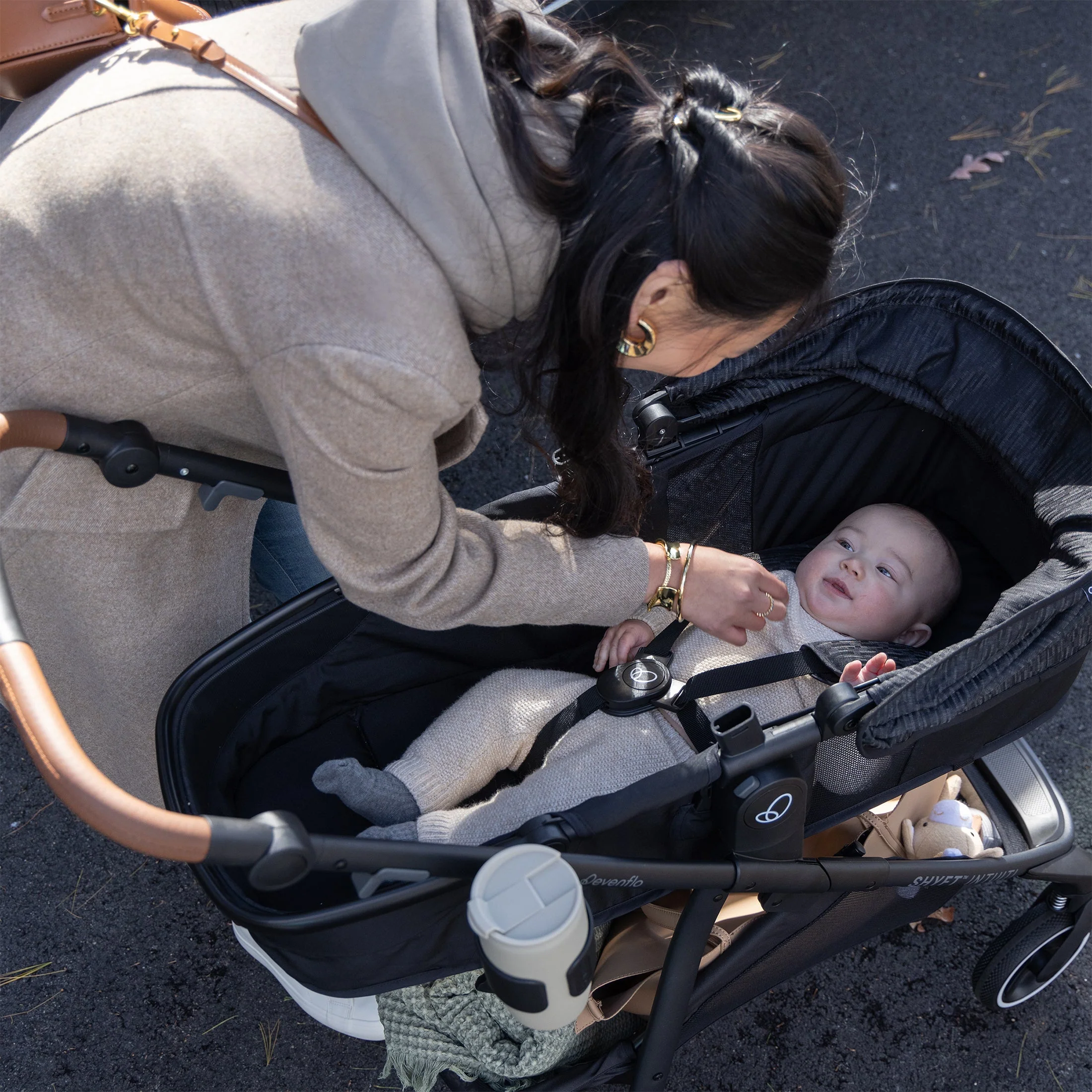 Evenflo - Shyft Intuiti Travel System w/ Revolve180 LiteMax NXT Rotational Infant Car Seat - Image 16