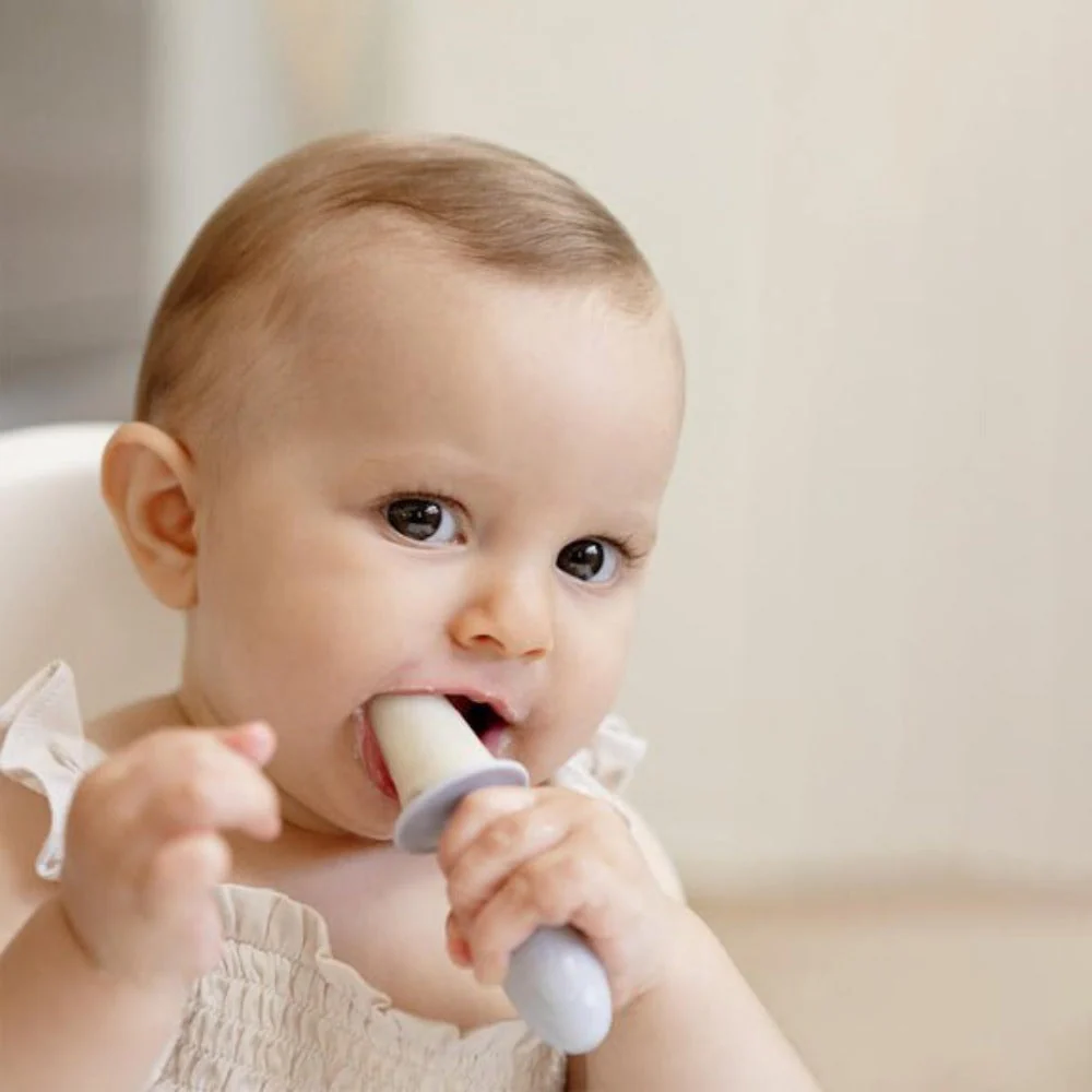 ezpz - Tiny Pops Infant Popsicle Mold - Image 4