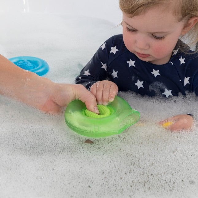 Fat Brain Toys - Dimpl Splash Bath Toy - Image 4