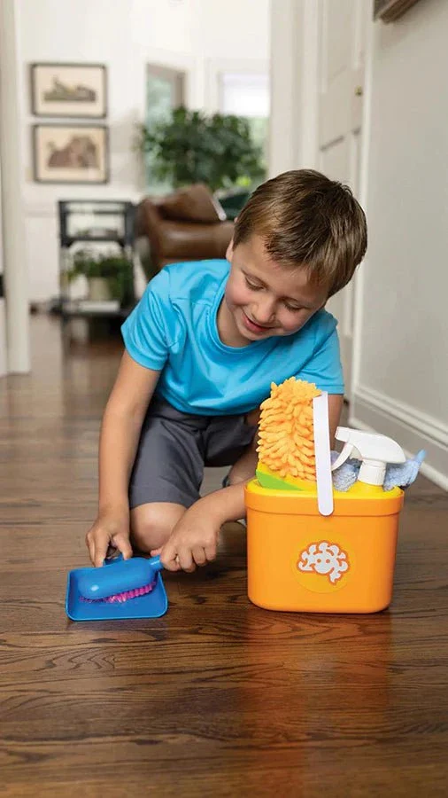 Fat Brain Toys - Pretendables Cleaning Kit - Image 4