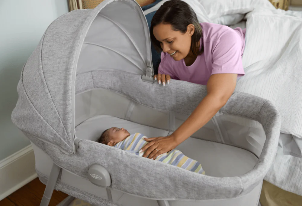 Graco - DreamMore 3-in-1 Portable Bassinet & Travel Playard - Beau - Image 3