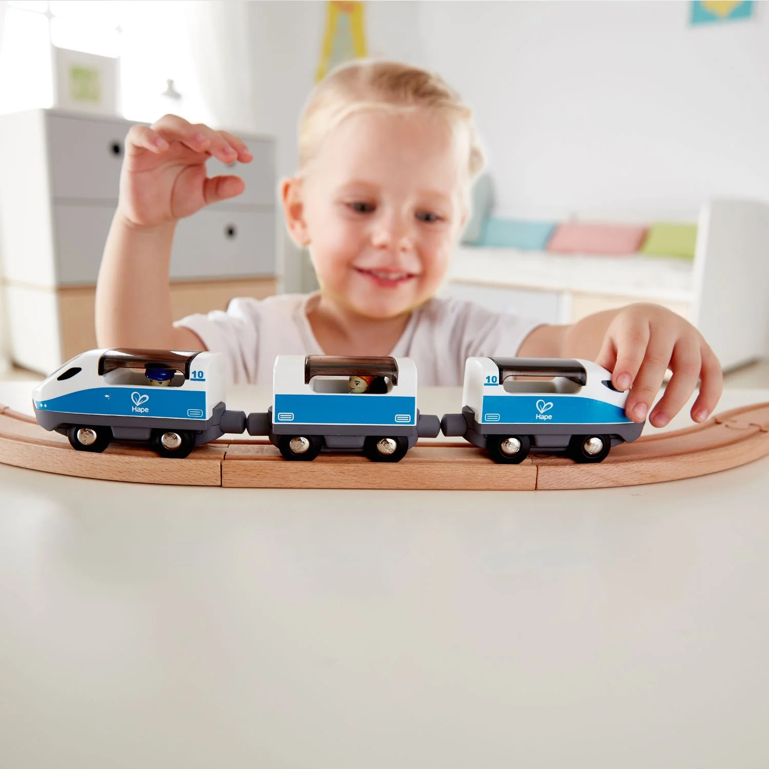 Hape - Intercity Train - Image 4