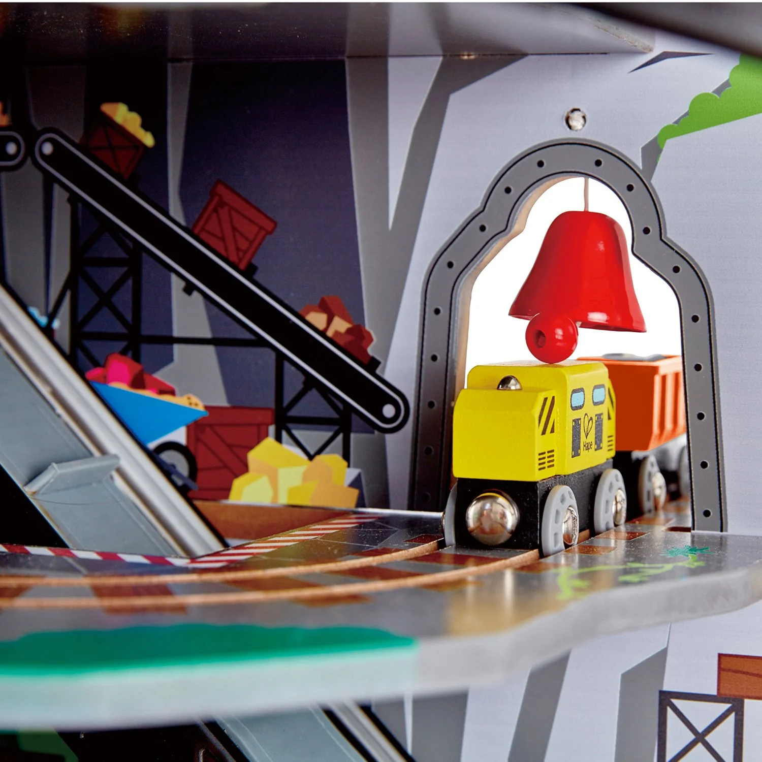 Hape - Mighty Mountain Mine Premium Train Set - Image 4
