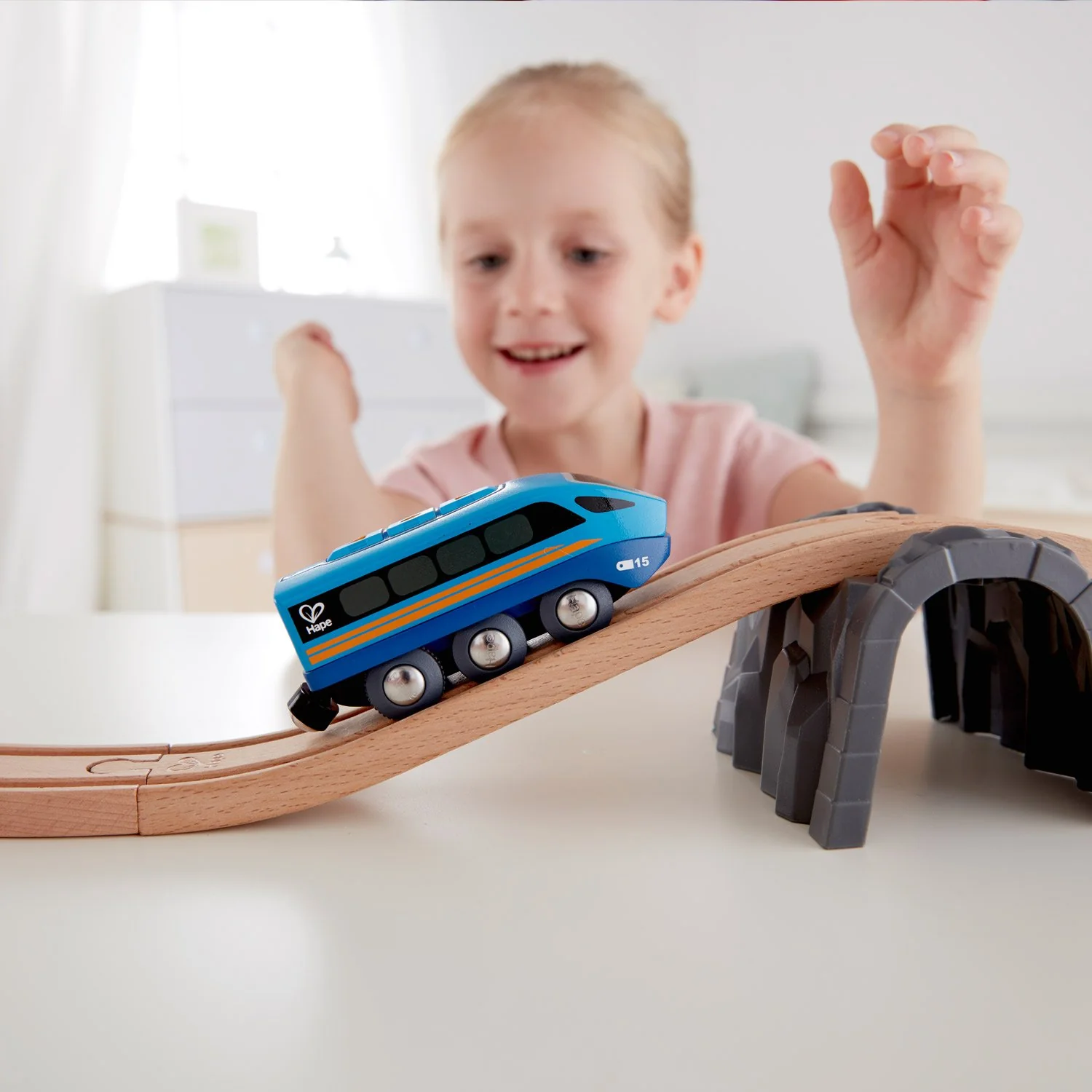 Hape - Remote Control Engine - Image 4