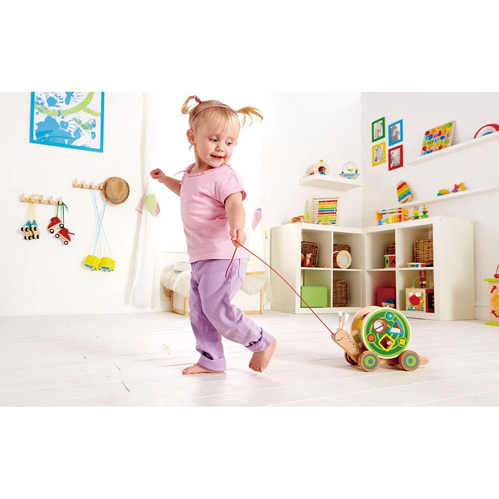 Hape - Walk-A-Long Snail - Image 4