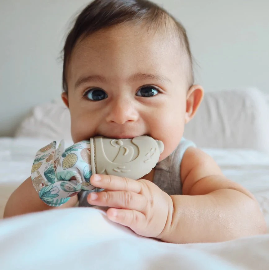 Itzy Ritzy - Itzy Mitt - Silicone Teething Mitt - Image 4
