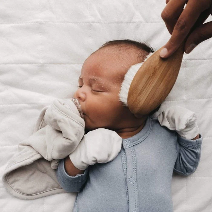 Kyte Baby - Cradle Cap Brush - Image 3
