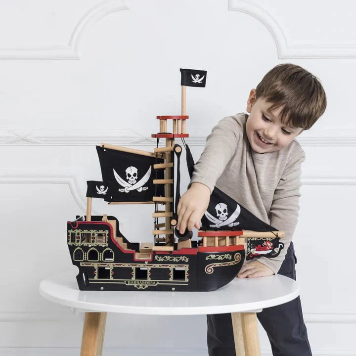 Le Toy Van - Barbarossa Pirate Ship - Image 2