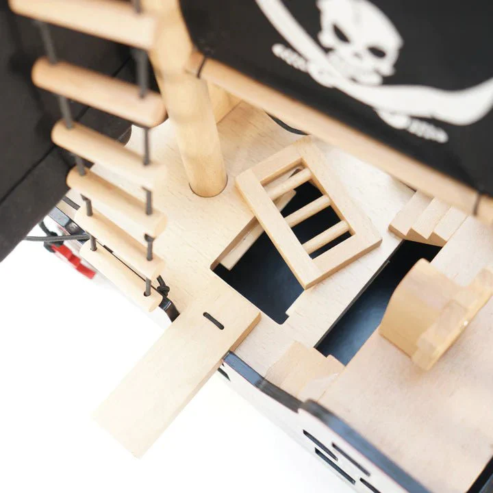 Le Toy Van - Barbarossa Pirate Ship - Image 4