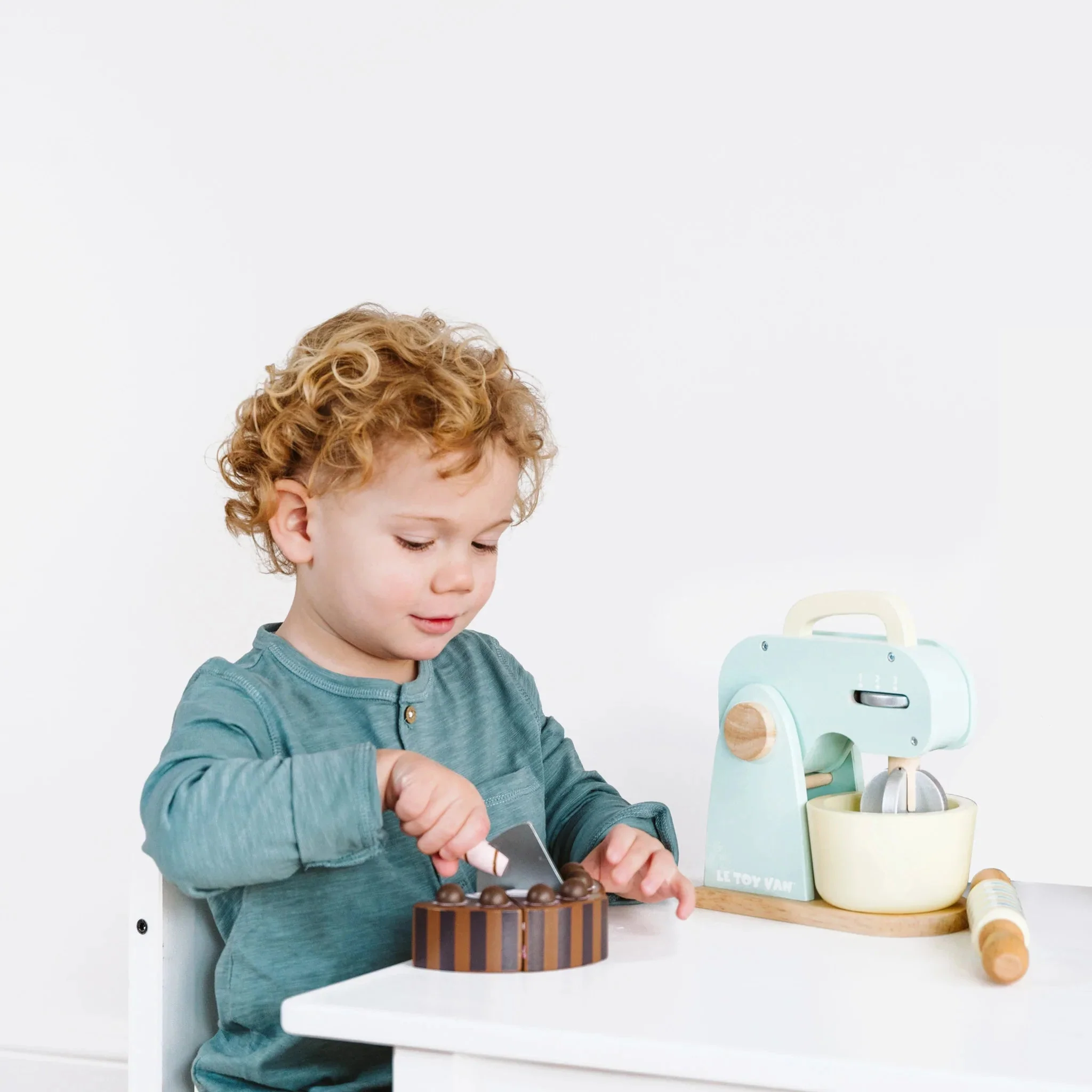 Le Toy Van - Chocolate Gateau Cake - Image 3