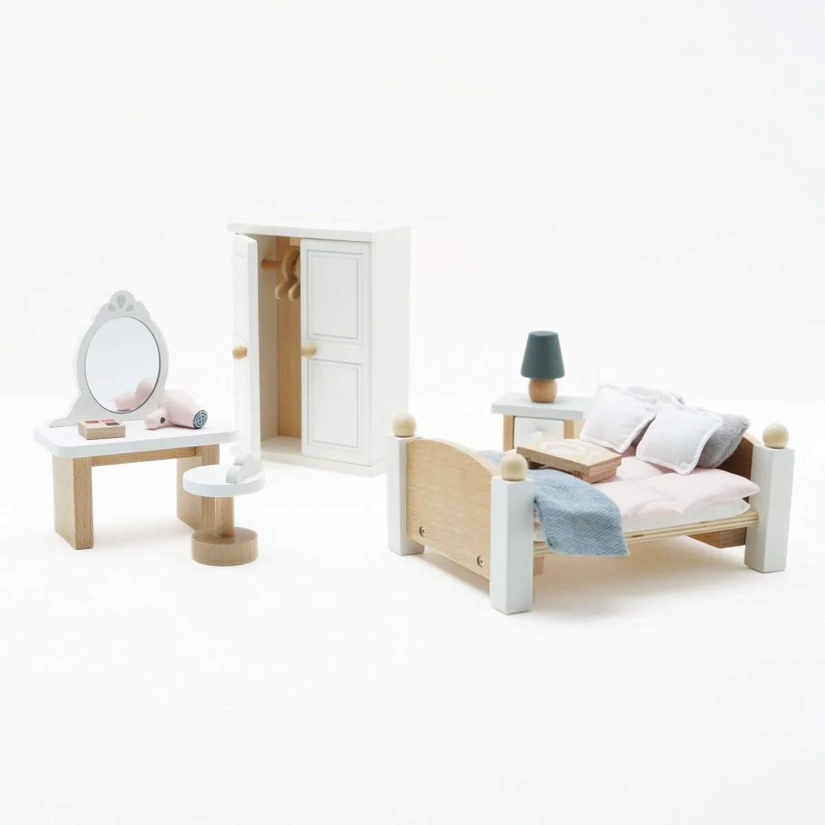 Le Toy Van - Doll House Furniture - Bedroom - Image 2