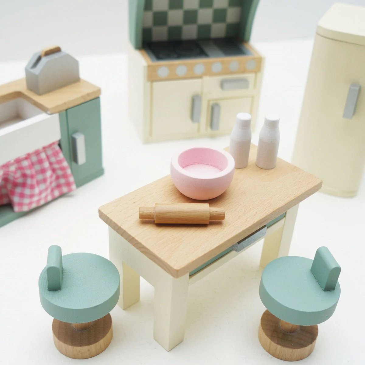 Le Toy Van - Doll House Furniture - Kitchen - Image 2