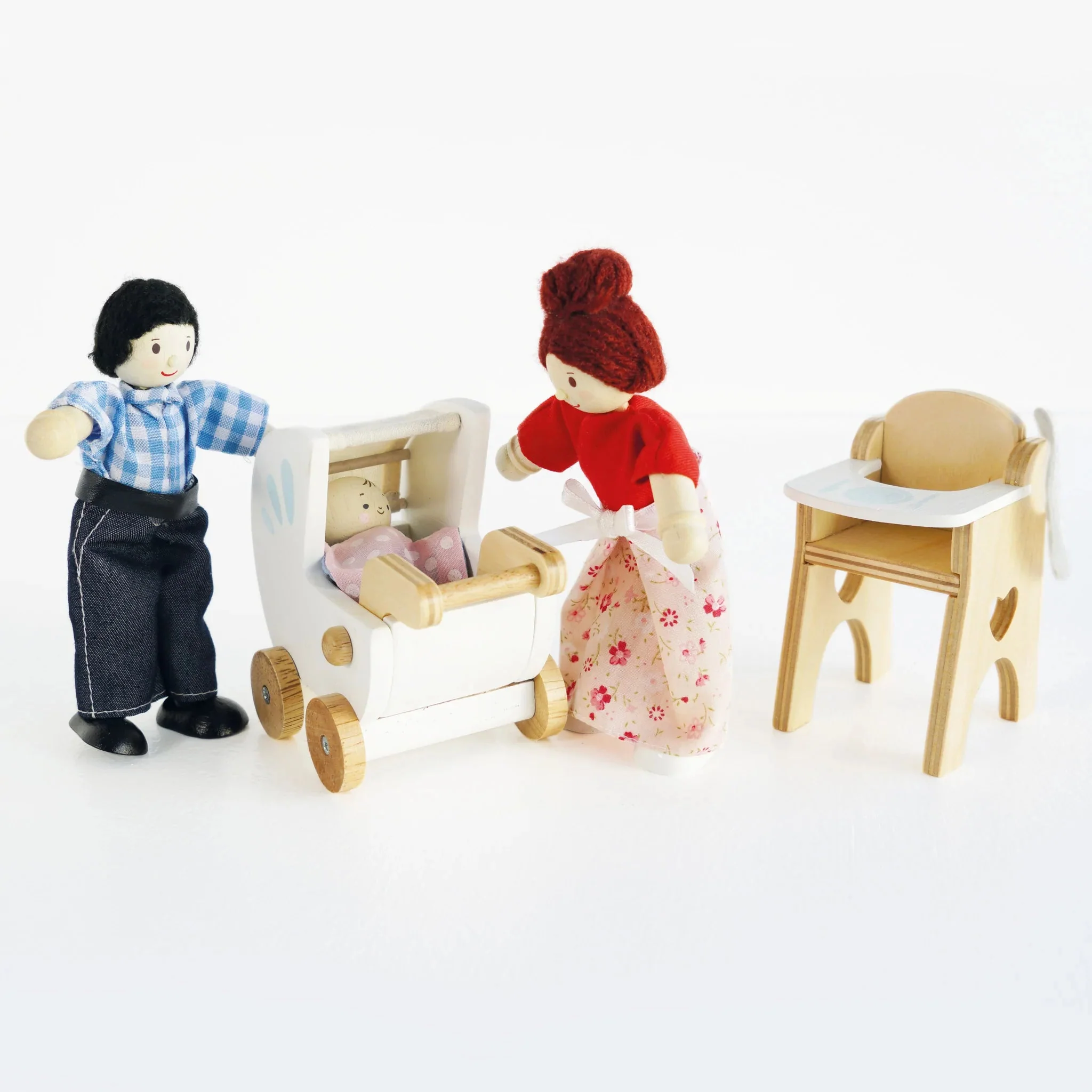 Le Toy Van - Doll Nursery Set - Image 4