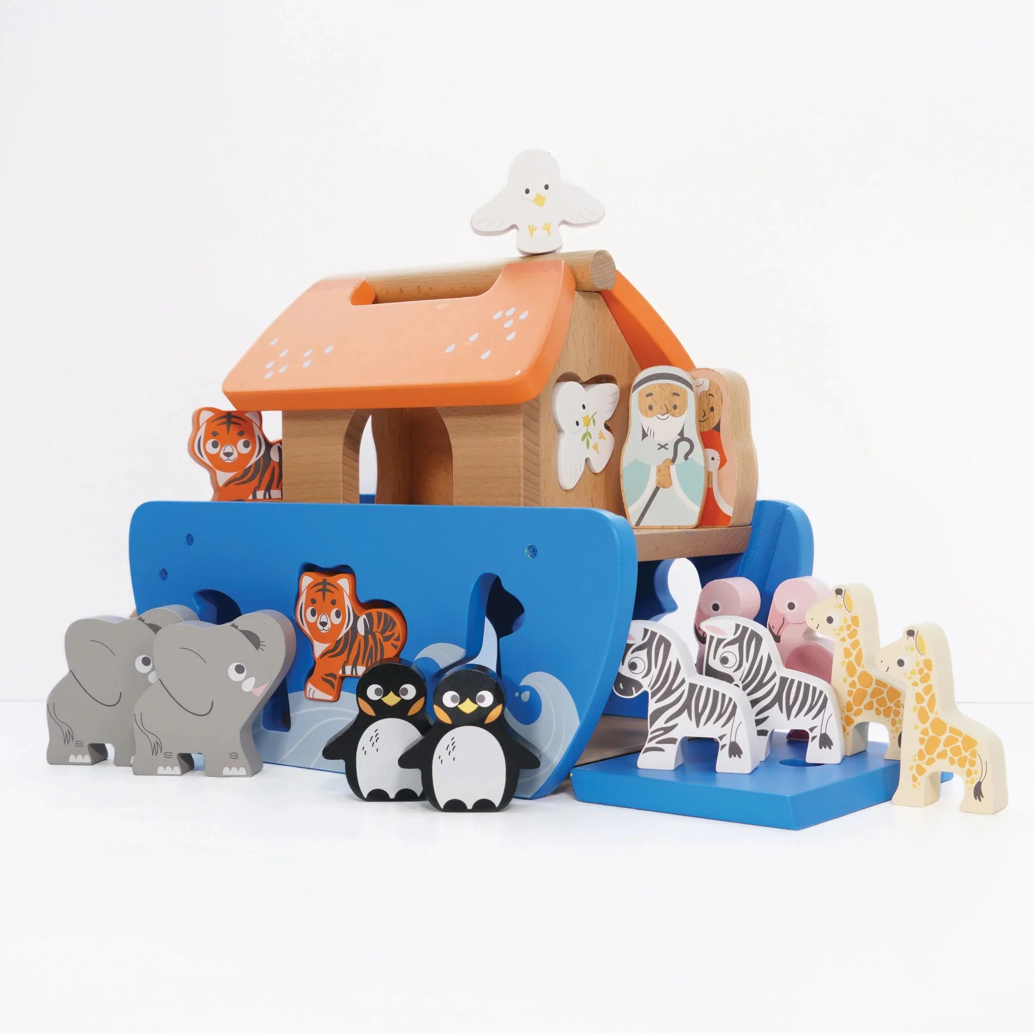Le Toy Van - Noah's Ark Shape Sorting Game - Image 3