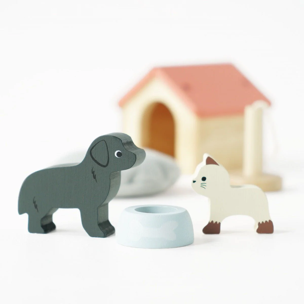 Le Toy Van - Dollhouse Pet Accessory Set - Image 2