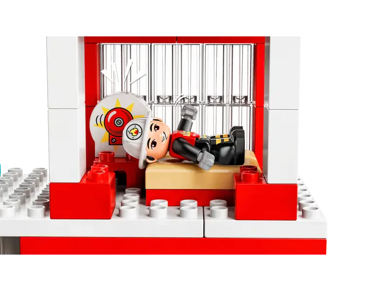LEGO - Duplo - Fire Station & Helicopter - Image 4