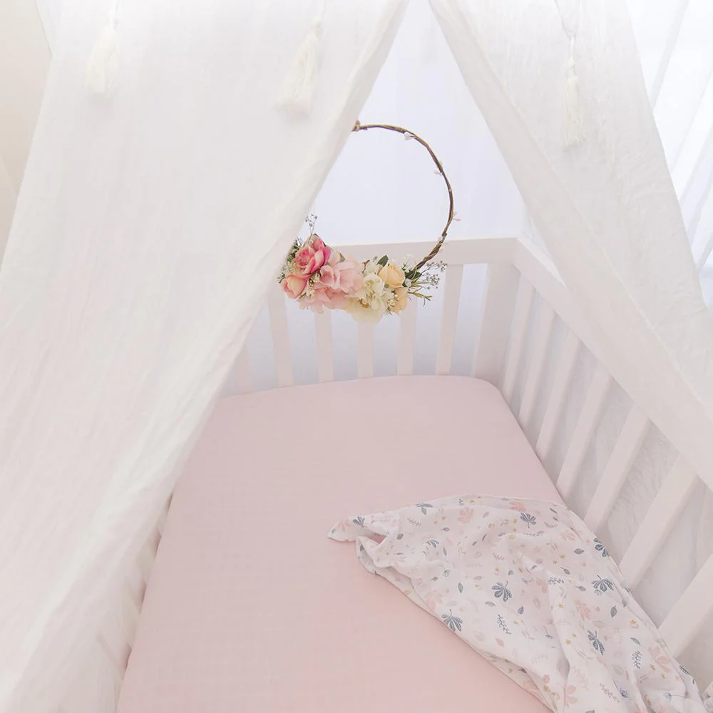Living Textiles - Organic Muslin Fitted Crib Sheet (2 pk) - Image 5