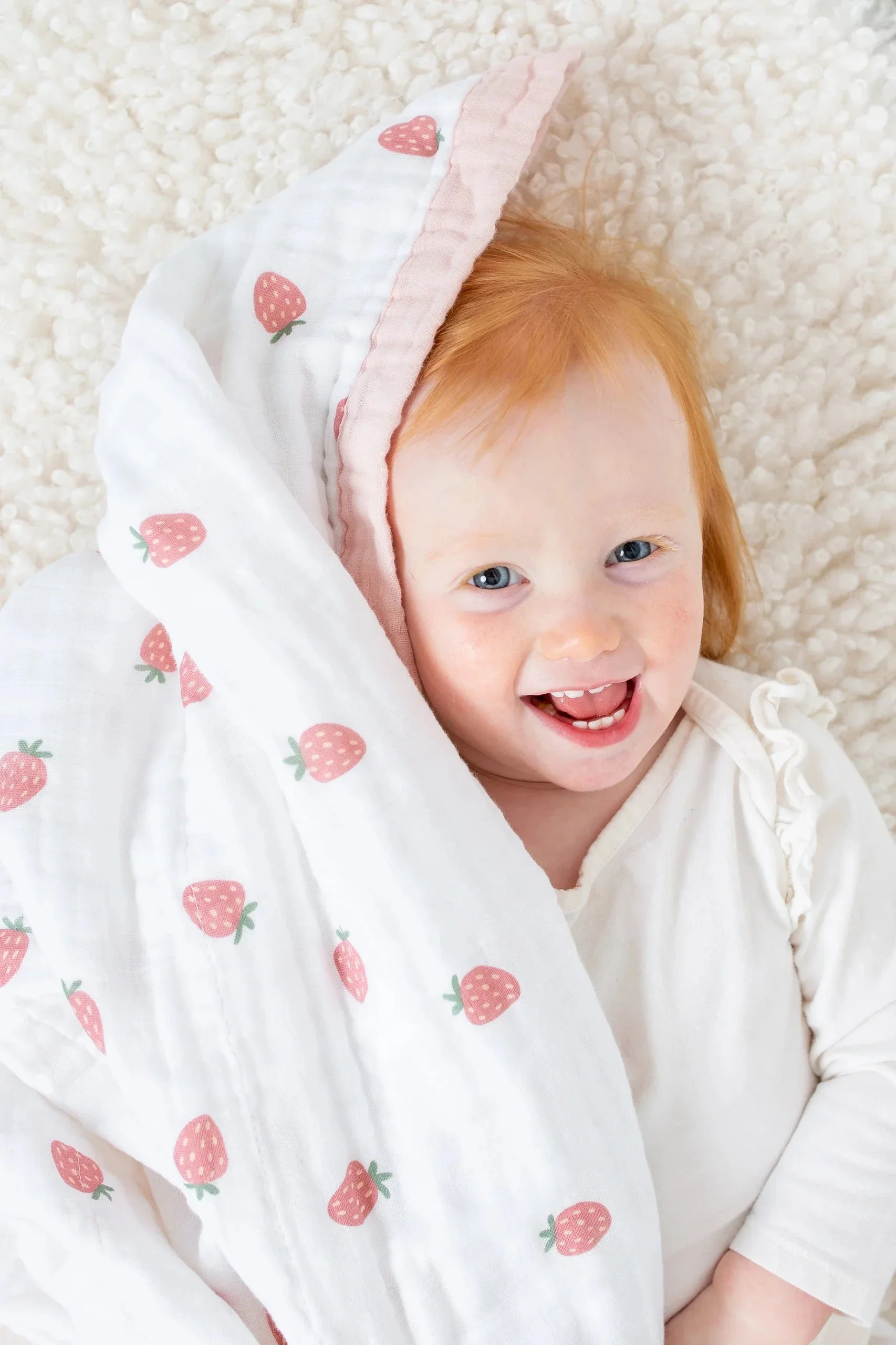 Lulujo - Classic Muslin 3ply Quilt - Image 10