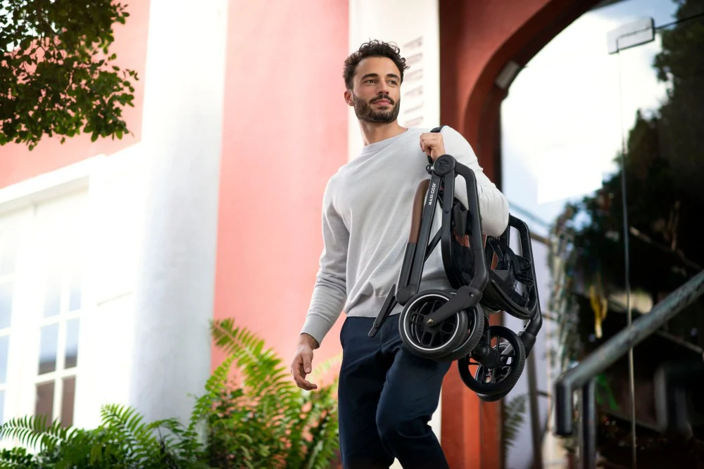 Maxi Cosi - Leona Ultra Compact Travel Stroller - Image 9