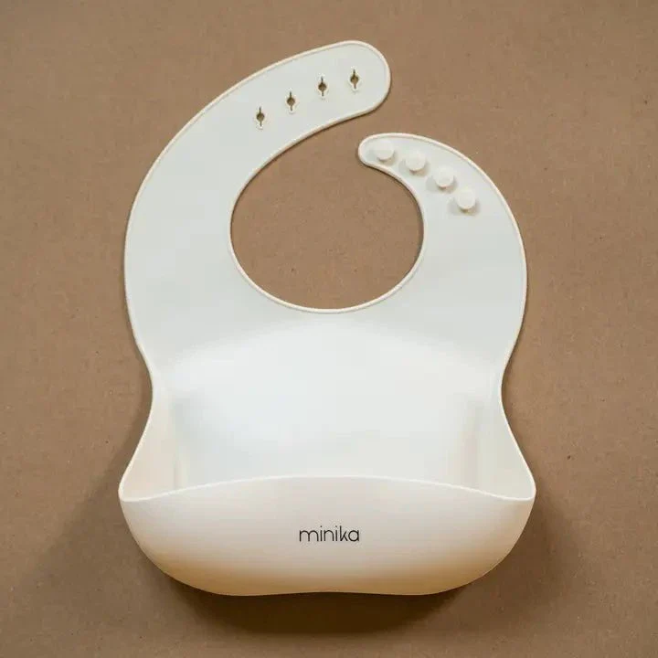 Minika - Silicone Bib - Image 4
