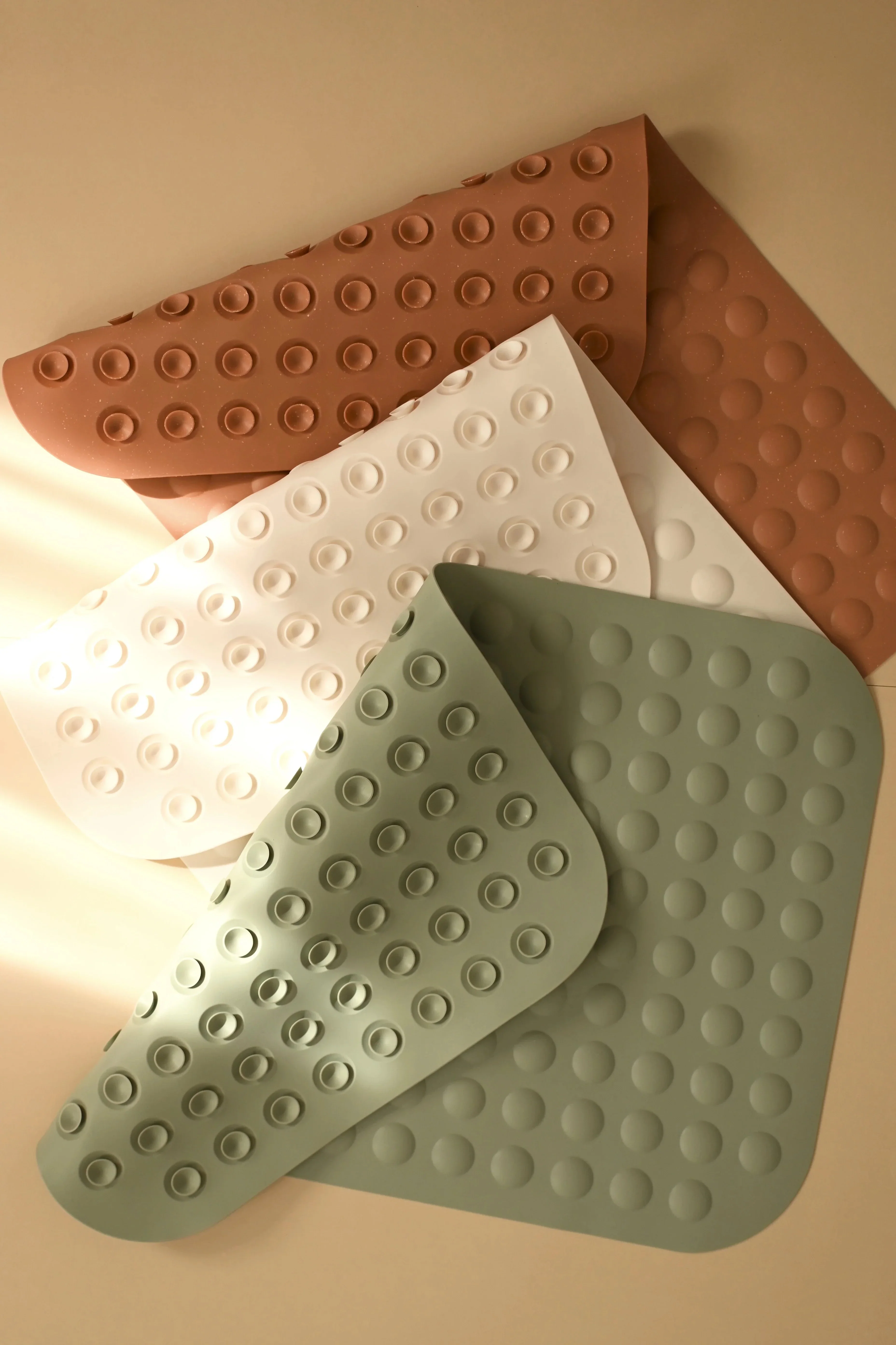 Minika - Silicone Non-Slip Bath Mat - Image 5