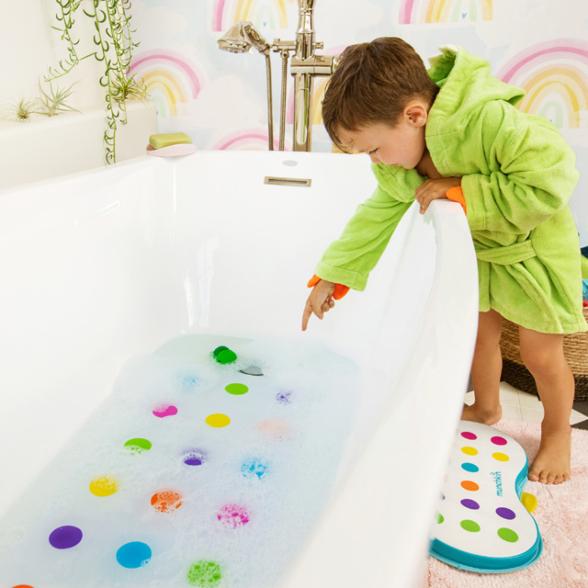 Munchkin - Dots Bath Mat - Image 3