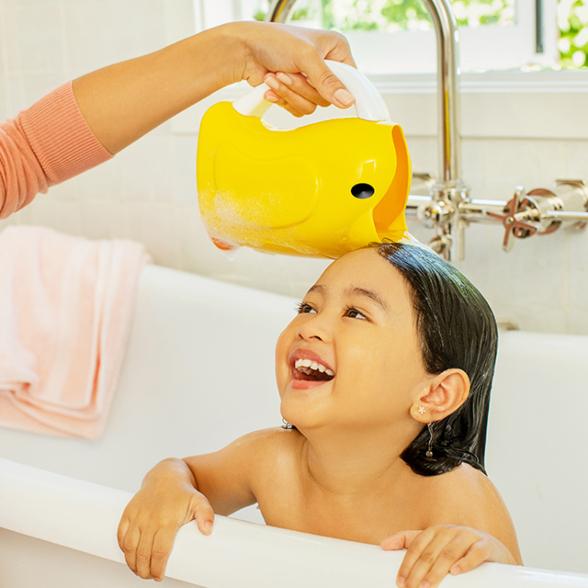 Munchkin - Duckling Bath Rinser - Image 2