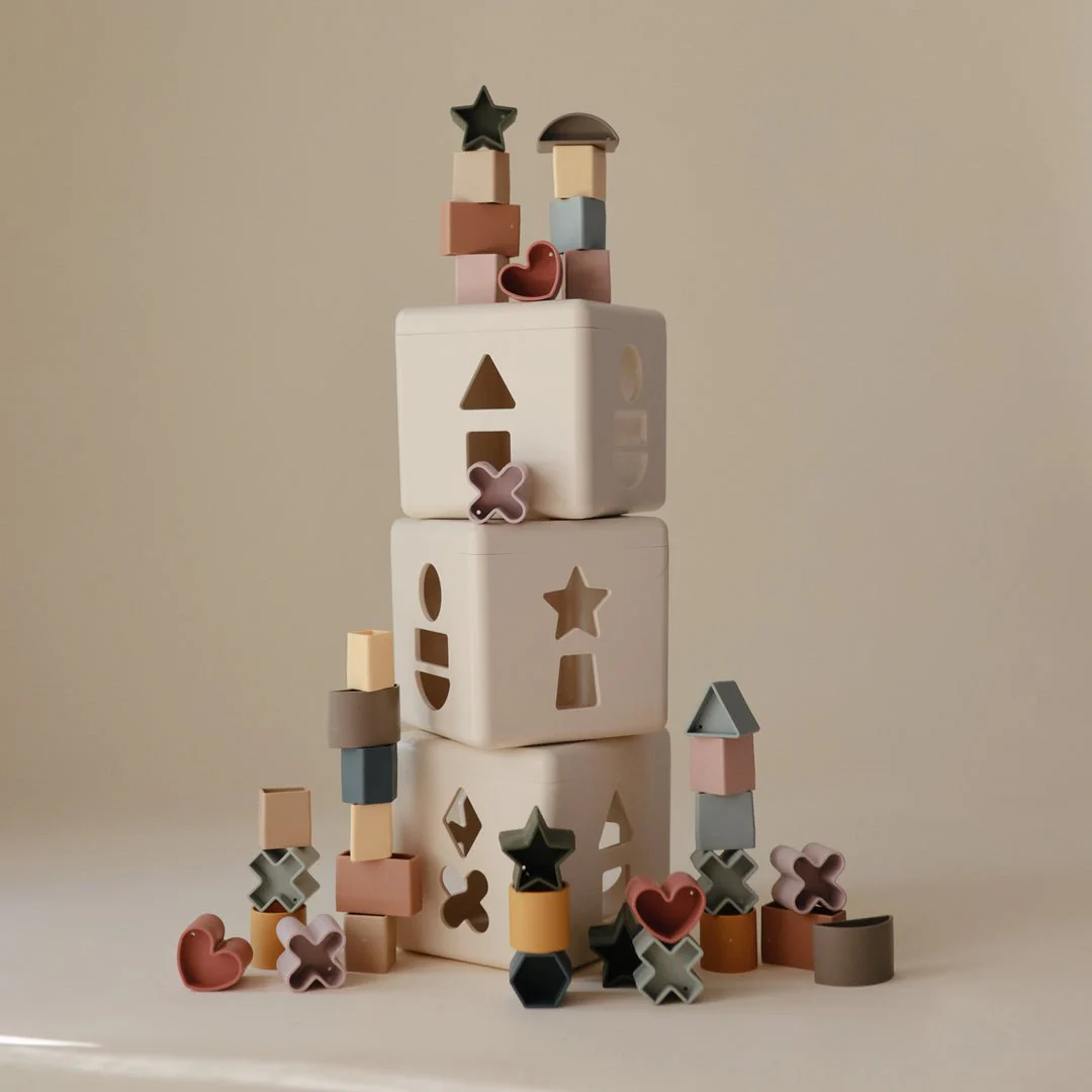 Mushie - Shape Sorting Box - Image 4