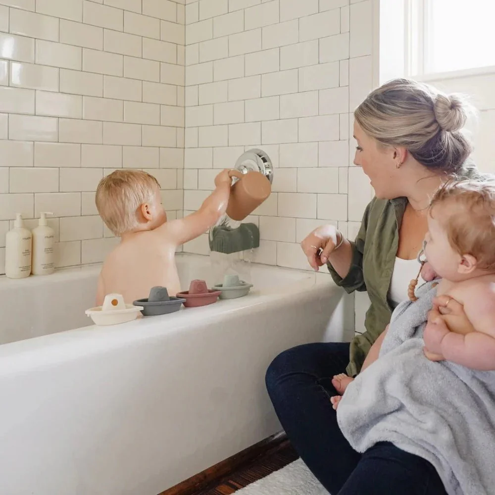 Mushie - Silicone Bath Rinse Cup - Image 2