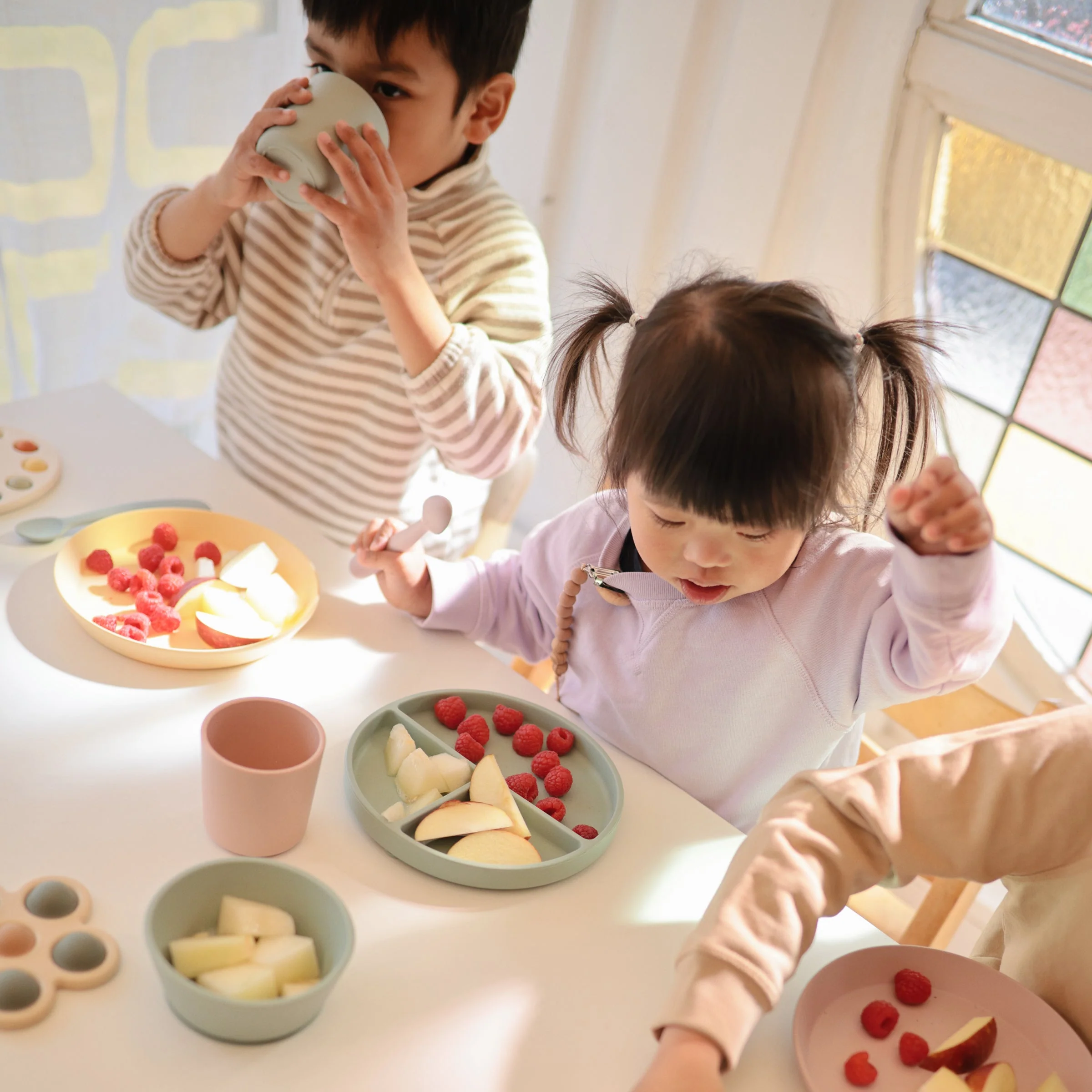 Mushie - Silicone Suction Plate - Image 11