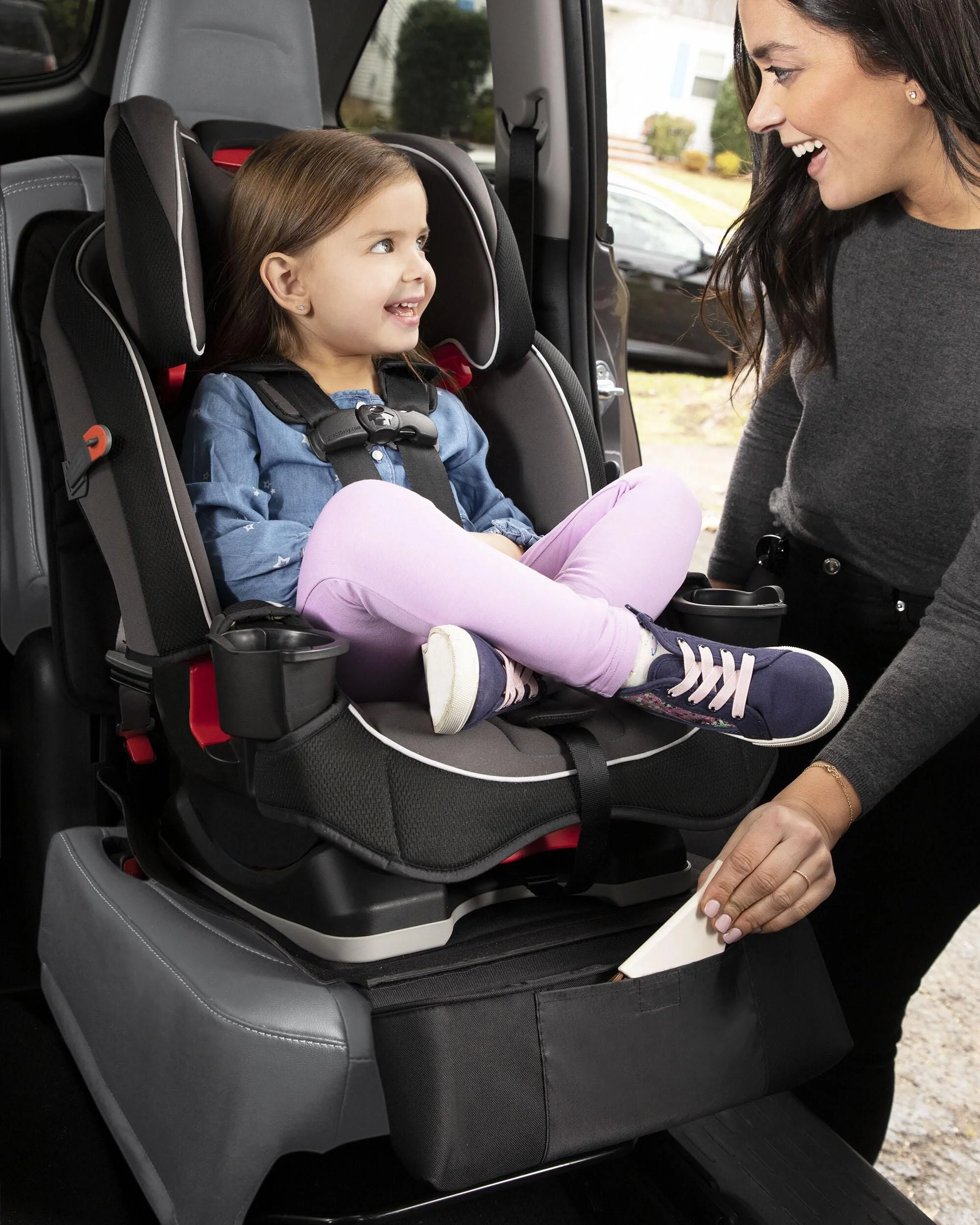 Skip Hop - Style Driven Clean Sweep Car Seat Protector - Image 5
