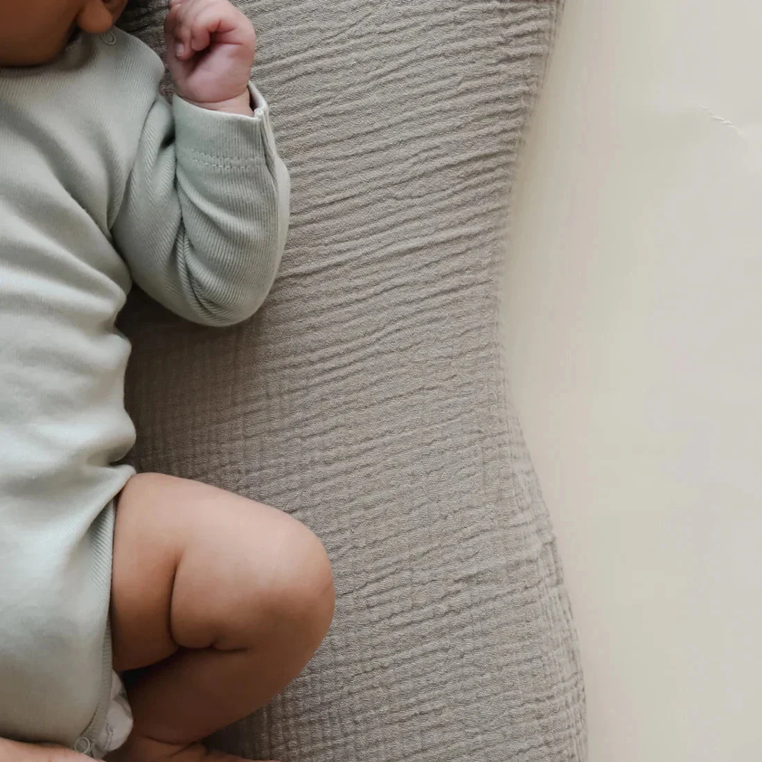 Snuggle Me Organic - Lounger Curve Muslin Cover - Image 4