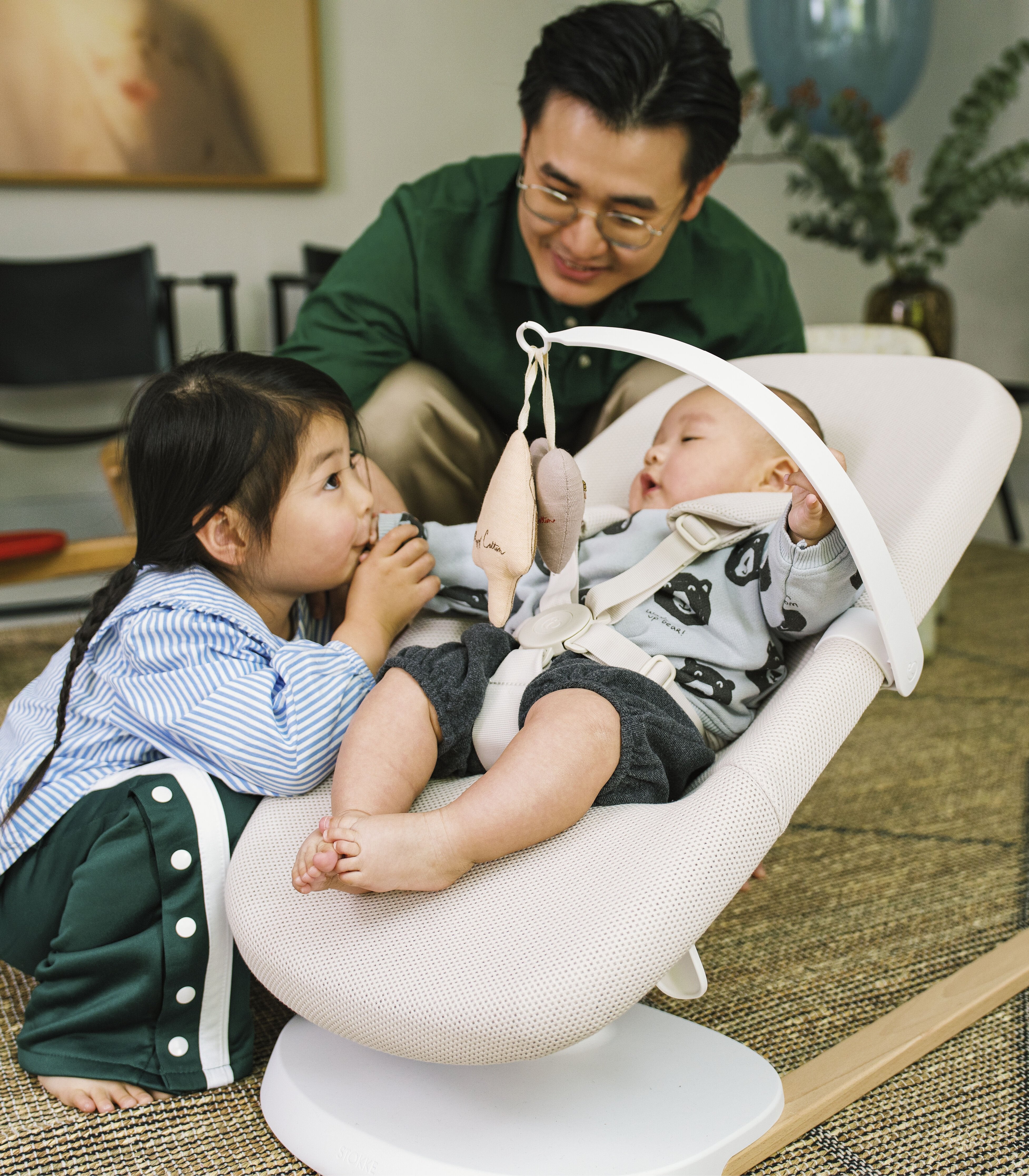 Stokke - Yoga Baby Bouncer and Swing - Image 4