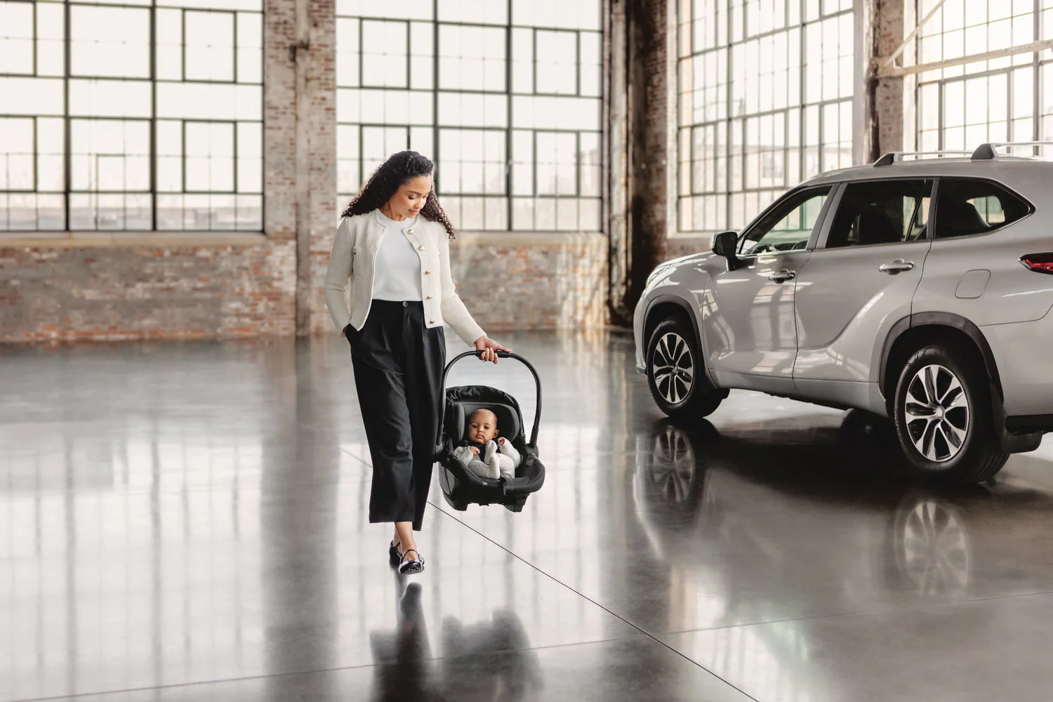 Uppababy - Aria V2 Lightweight Infant Car Seat - Image 30